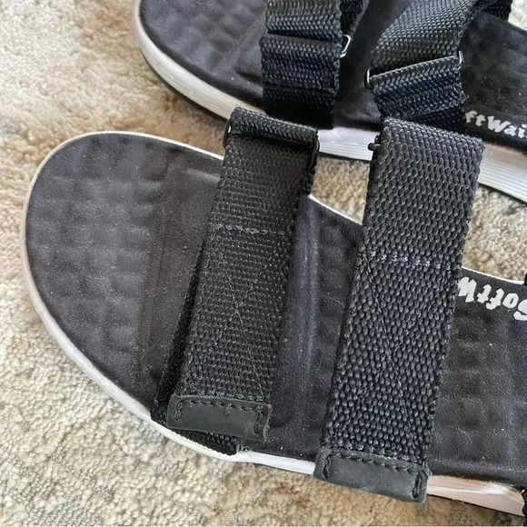 Dr. Martens Unisex Fusion 3 Maldon Strap Sandals SoftWair Strappy Black White - Picture 3 of 8